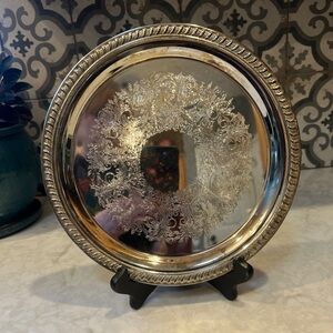 VINTAGE 10" Round Tray "871" International SilverPlate - WM Rogers 1895- EUC